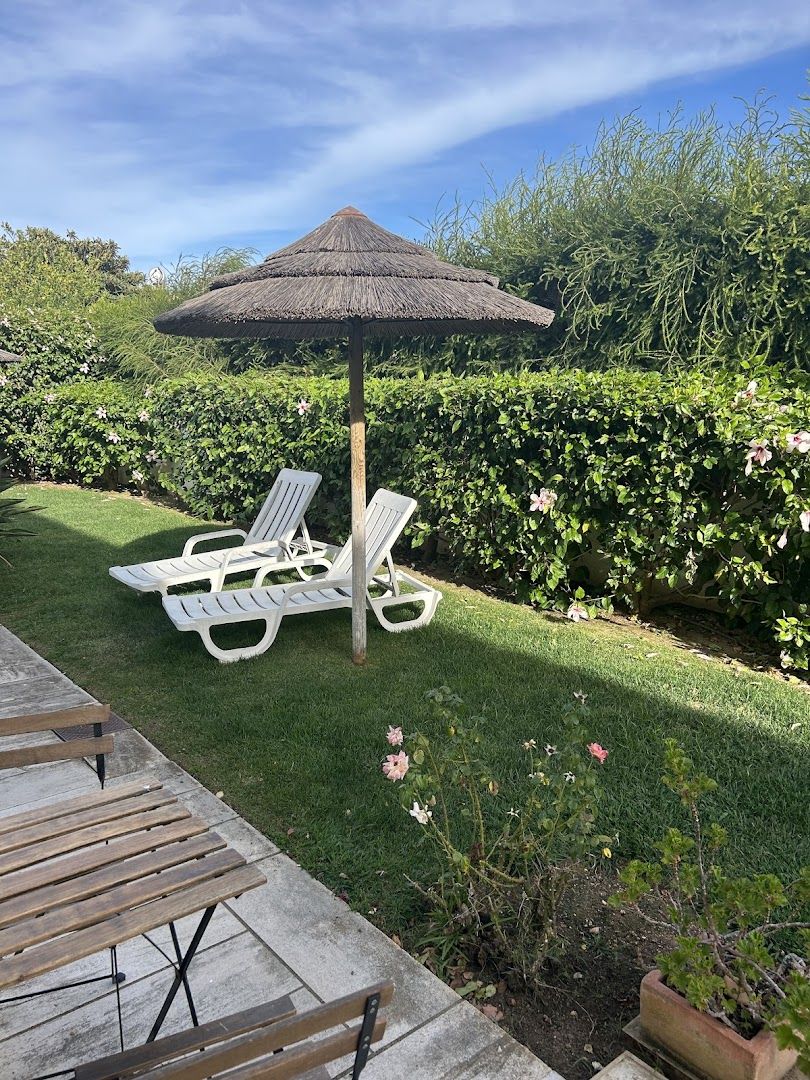 Garden lounger